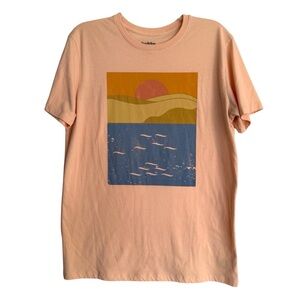 Goodfellow & Co Peach Men’s T-Shirt With Sunset Graphic Size Medium